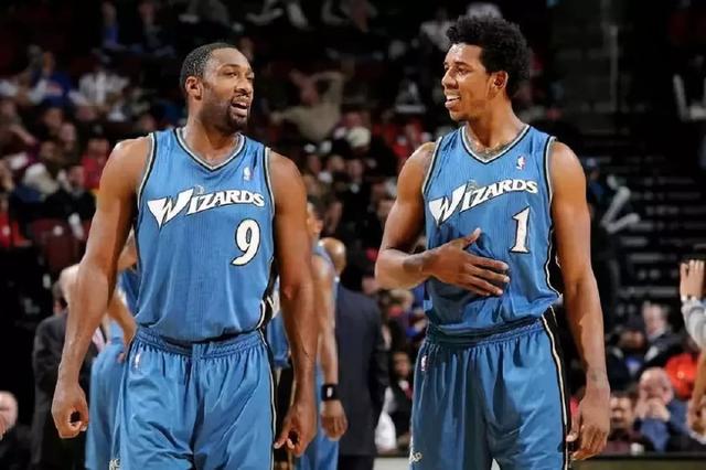 103秒！维尼修斯被取消的点球，创欧冠使用VAR以来最快（仅用103秒！维尼修斯点球被推翻，创欧冠VAR时代最快纪录）